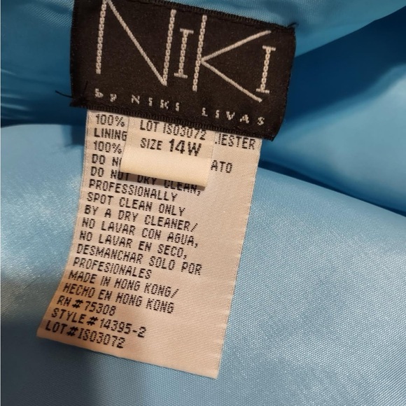 Formal Dress - Picture 4 of 4